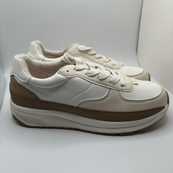 CUSHIONAIRE Women's lace up Sneaker +Comfort Foam 7.5 WIDE WHITE/TAN - Picture 1 of 7